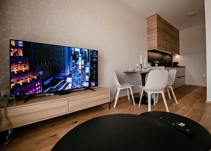 Apartma 2+2 V Mestu * 류블랴나