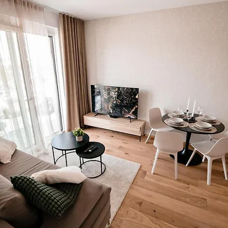Apartamento Apartma 2+2 V Mestu